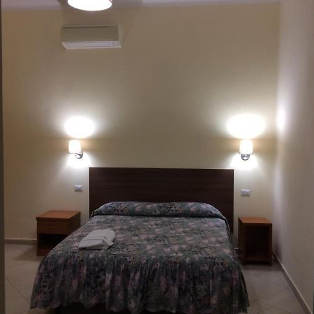 Albergo Enrica Roma Exterior foto