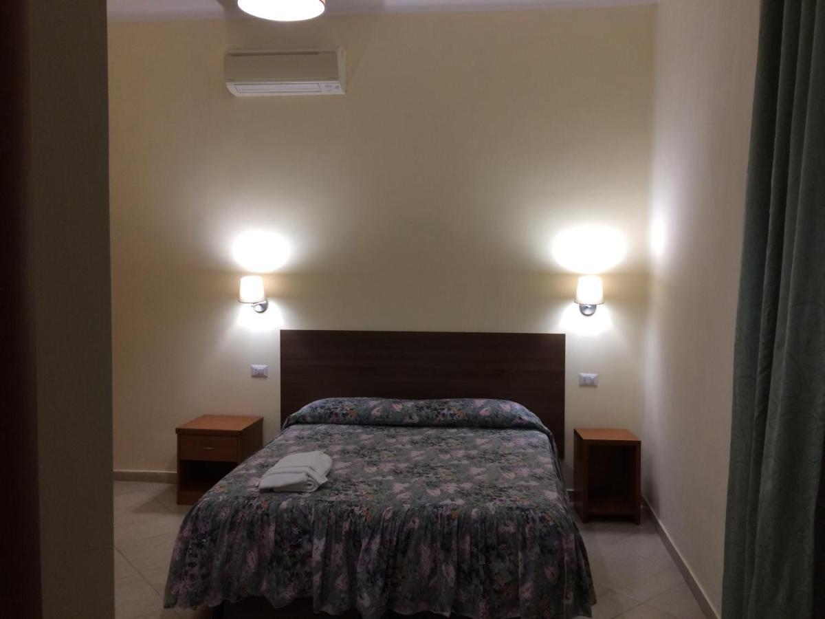 Albergo Enrica Roma Exterior foto