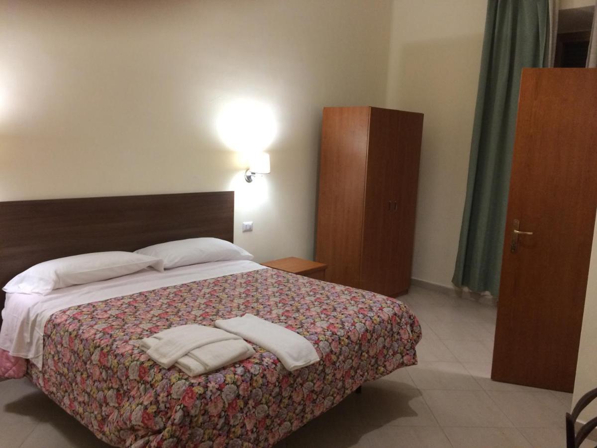 Albergo Enrica Roma Exterior foto