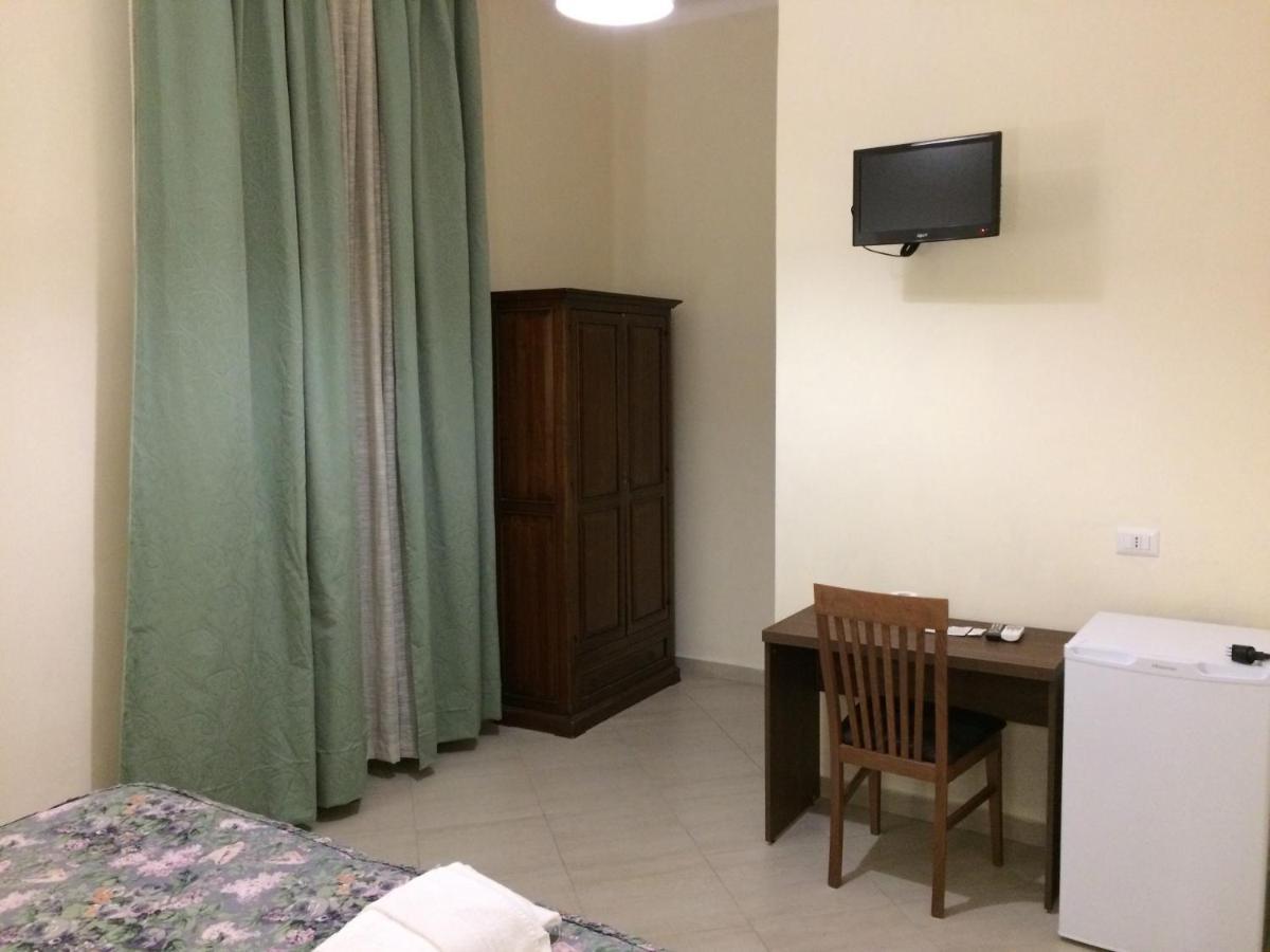 Albergo Enrica Roma Exterior foto